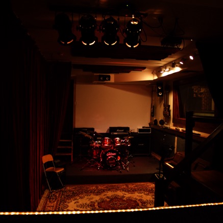 Live Room